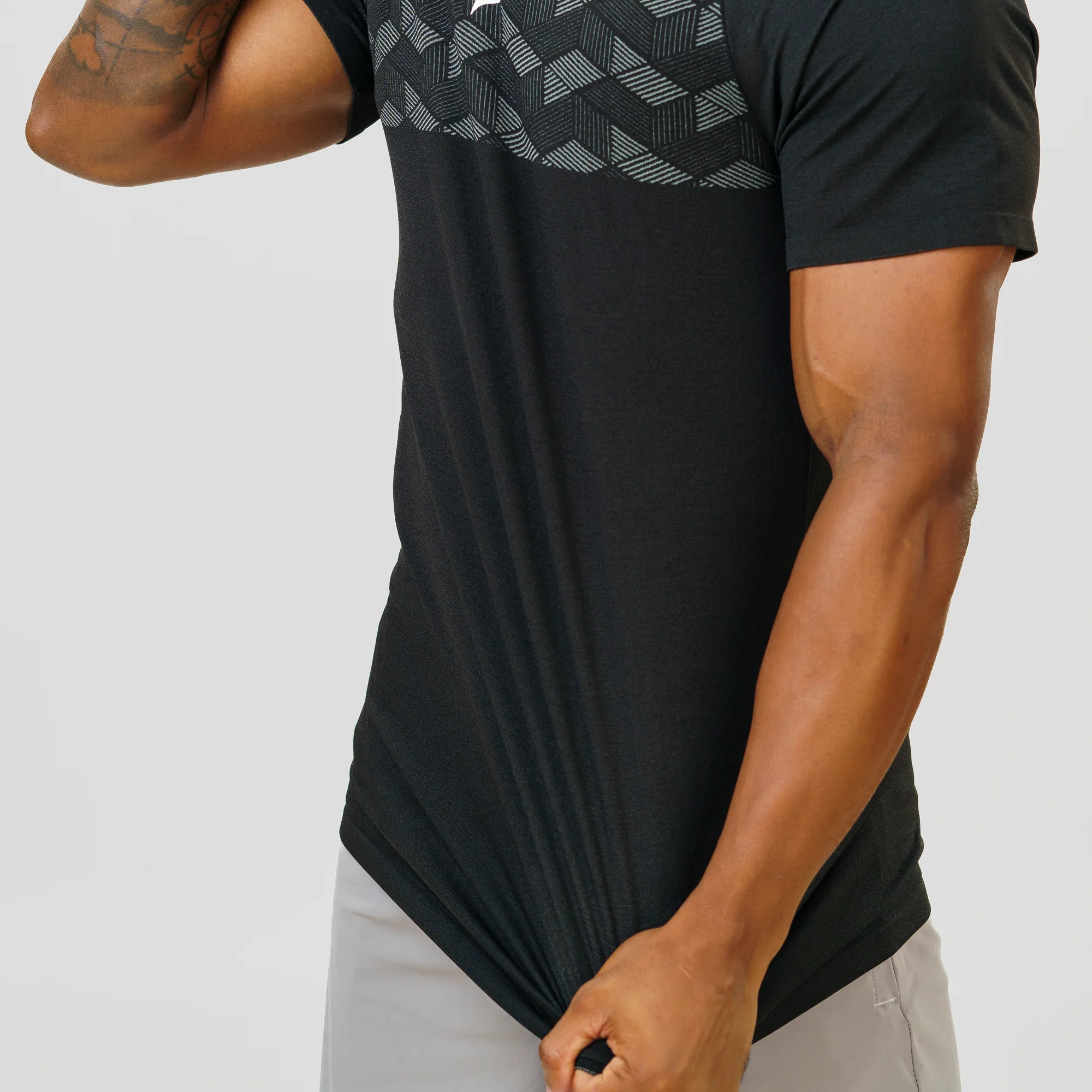 Camiseta Apex Dry Holographic Preto - Sem Costura - Image 10