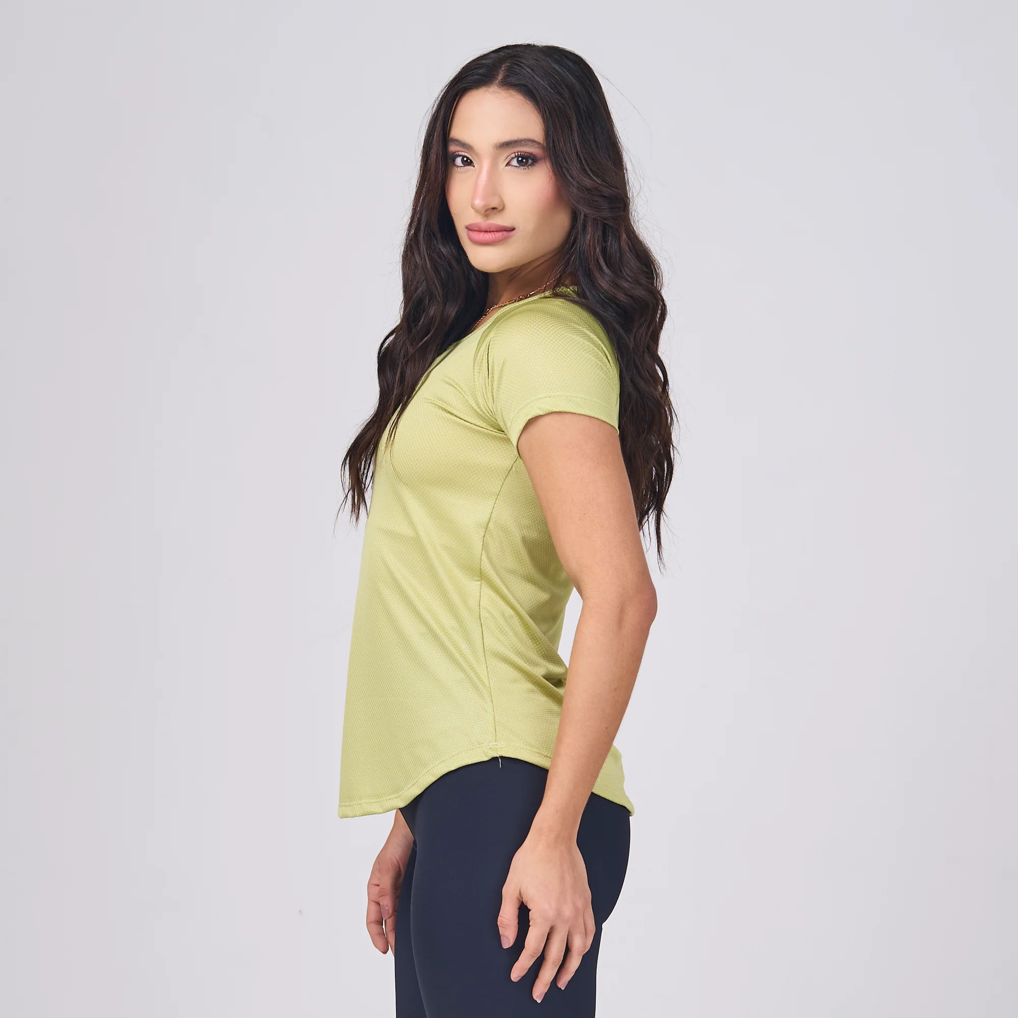 Camiseta Feminina Dry Fit Middle Lupus Verde Folha - Image 3