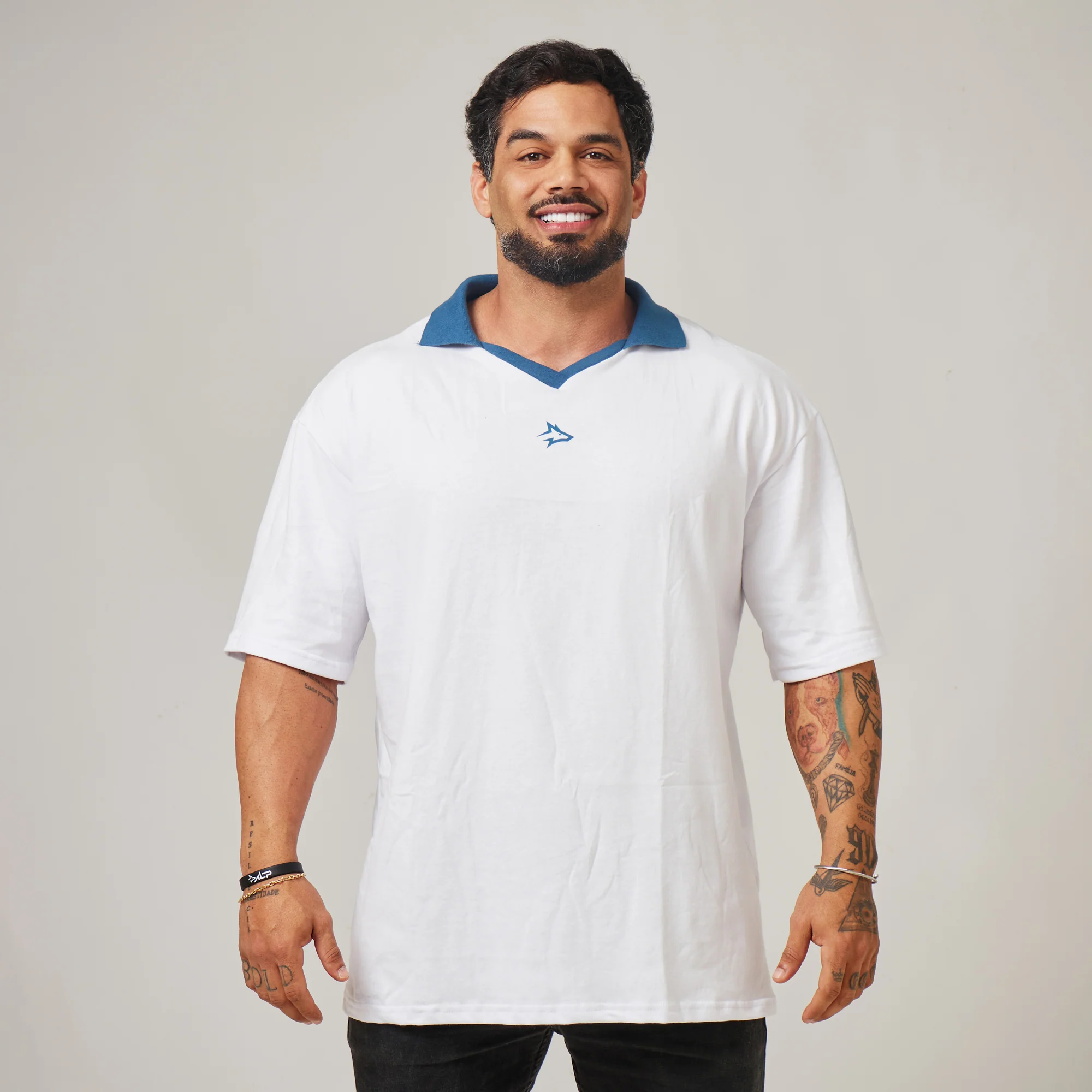 Camiseta Oversized Retrô Lupus Branco Origem - Image 3