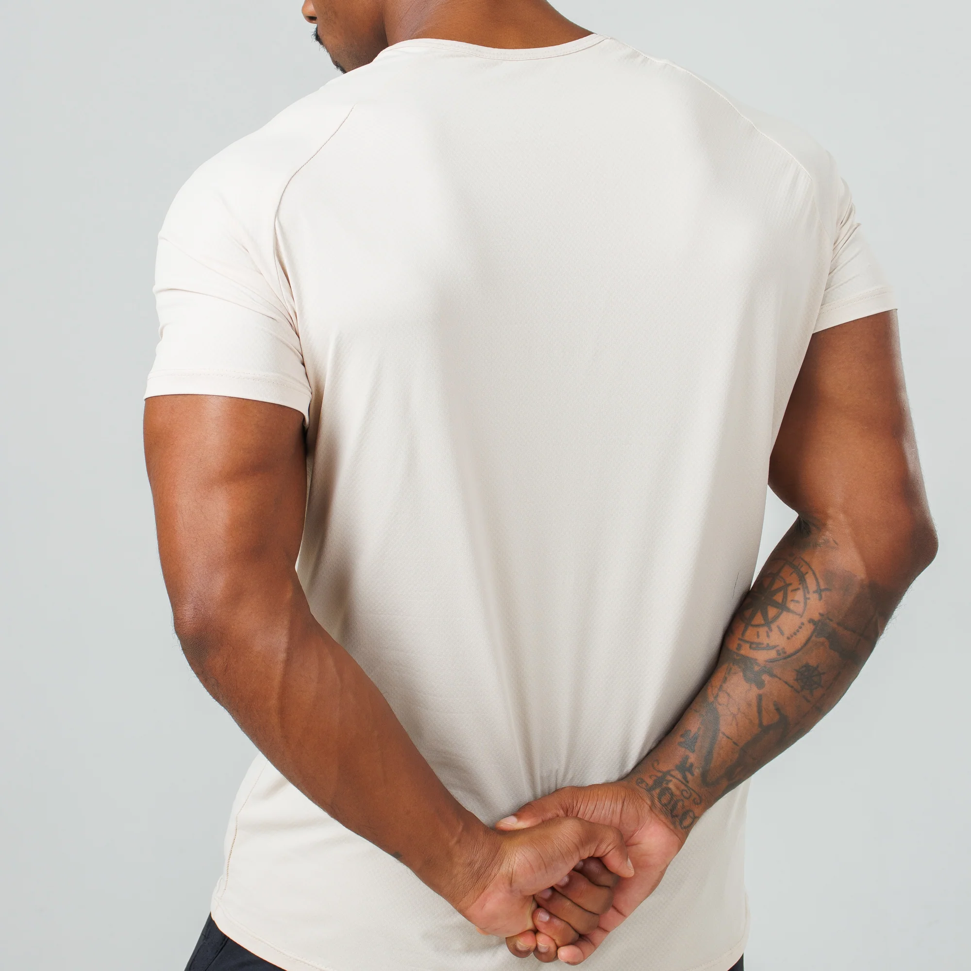 Camiseta Poliamida New Lupus Bege Monk - Image 11