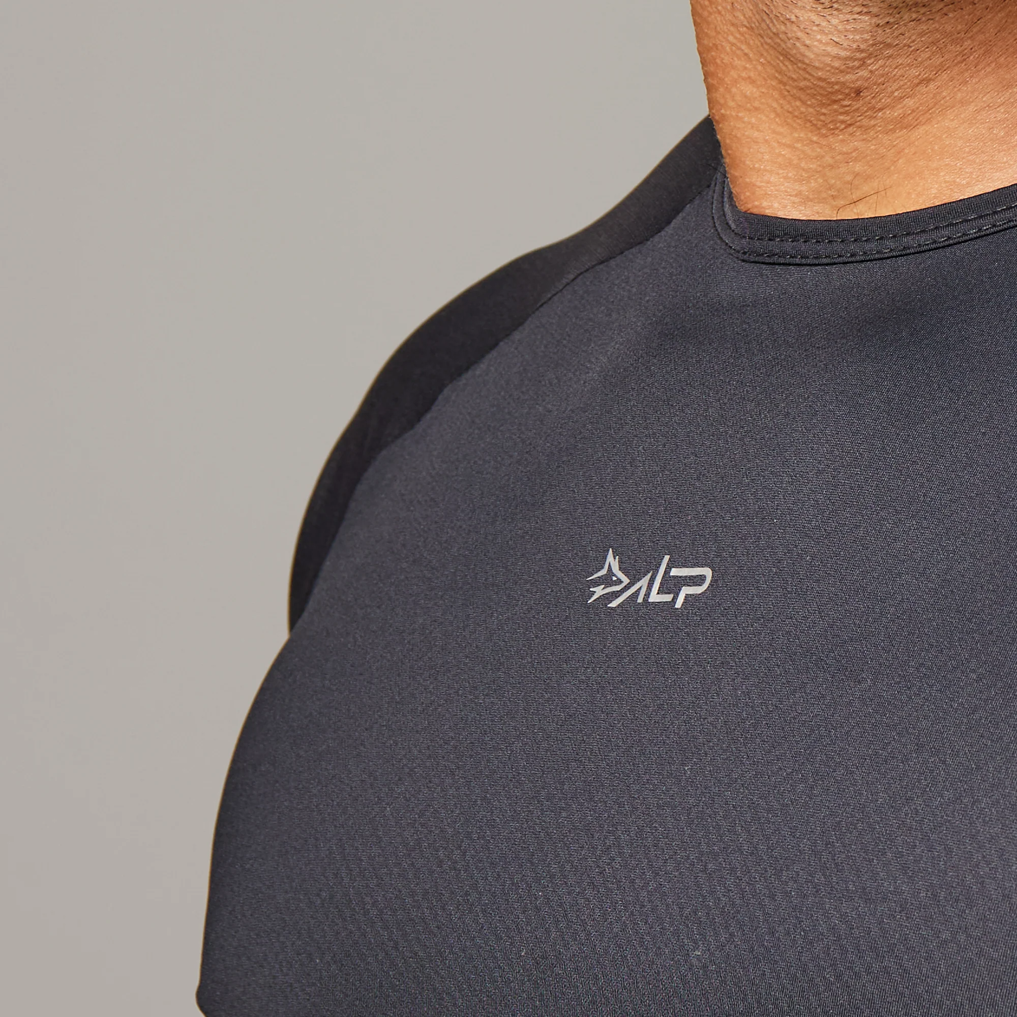 Camiseta Poliamida New Tenacity Preto - Image 2