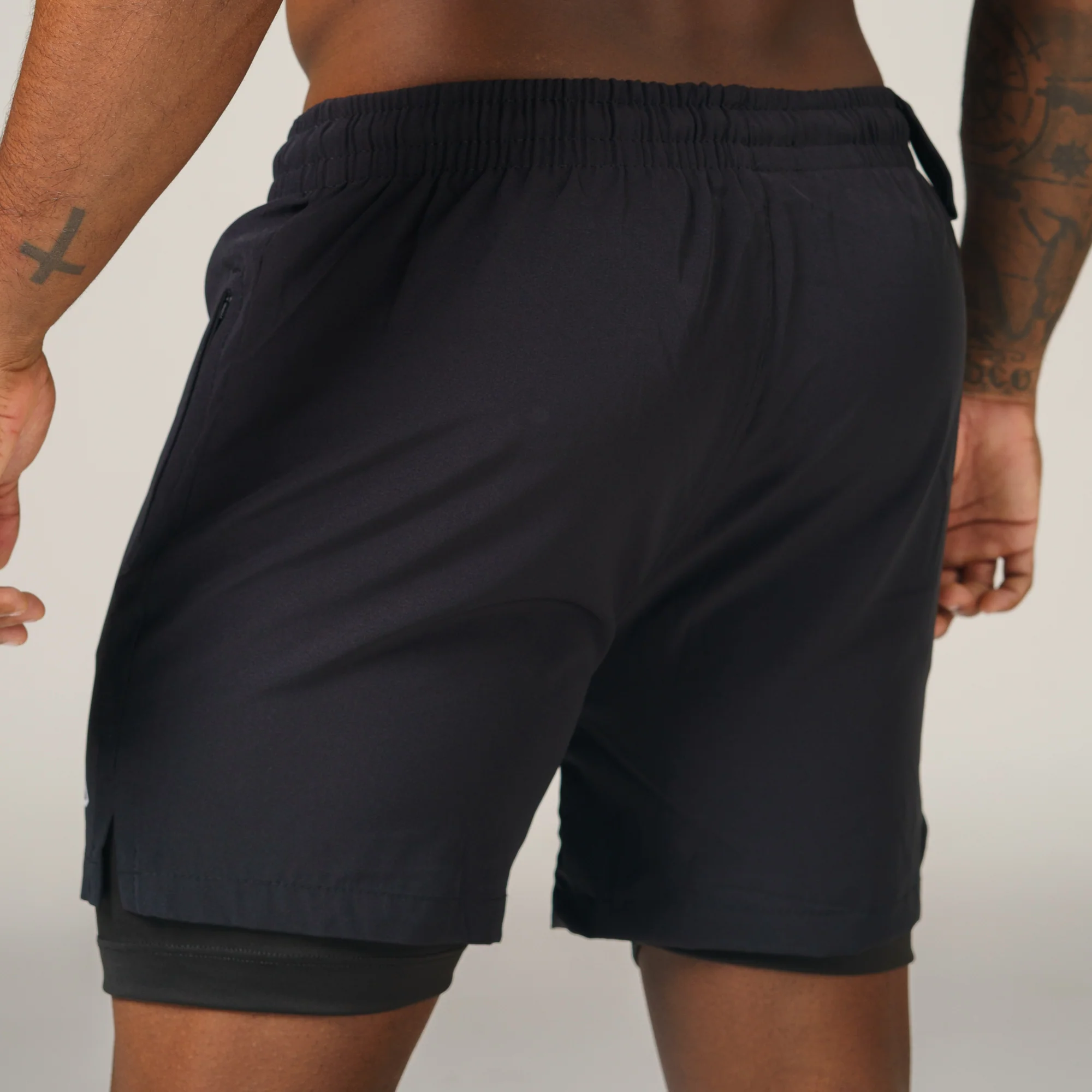 Short de Compressão Dry Fit Preto Bolso Ziper - Fluid - Image 10